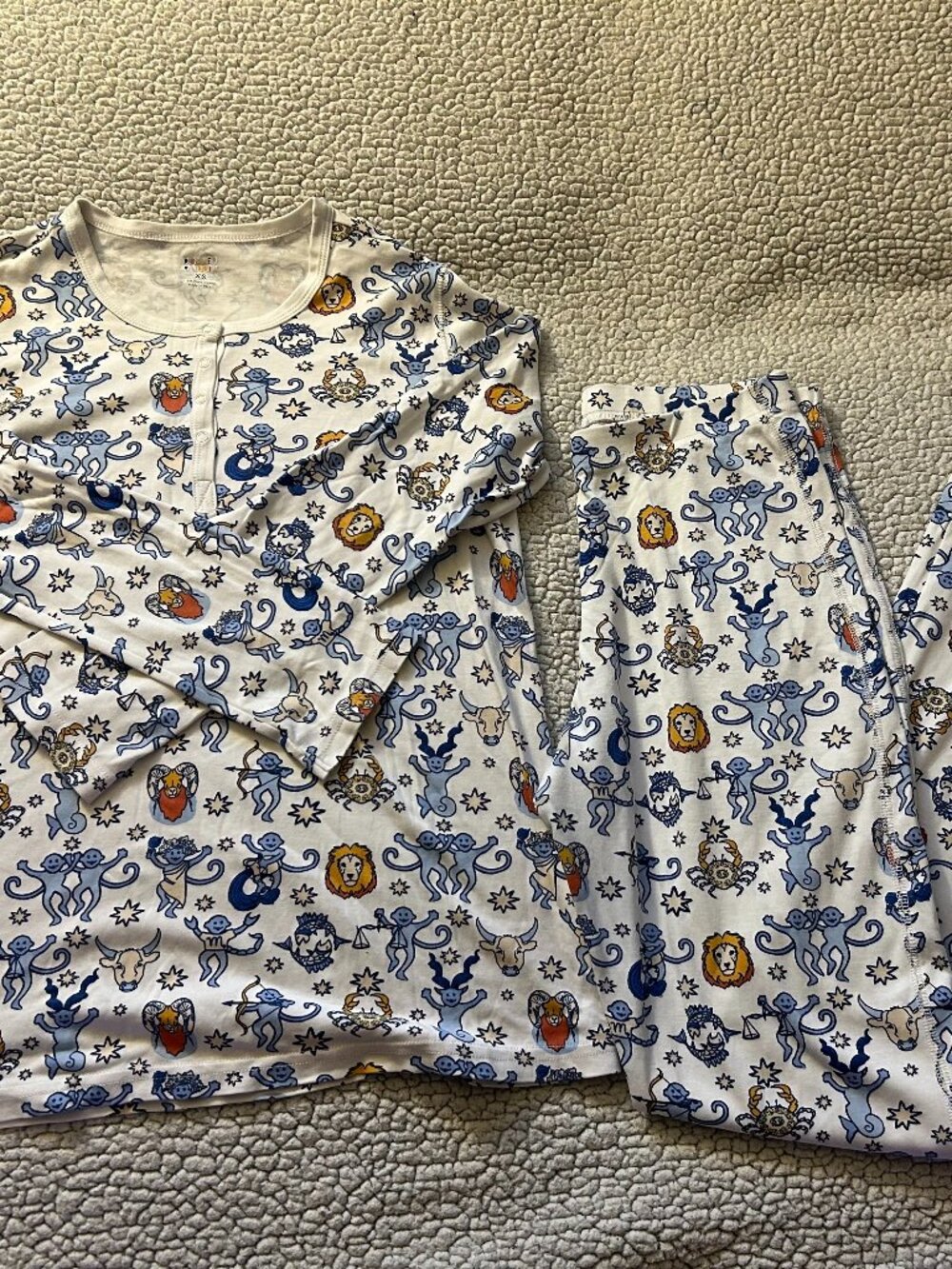 Roller Rabbit -- matching pijama set, blue horoscope design